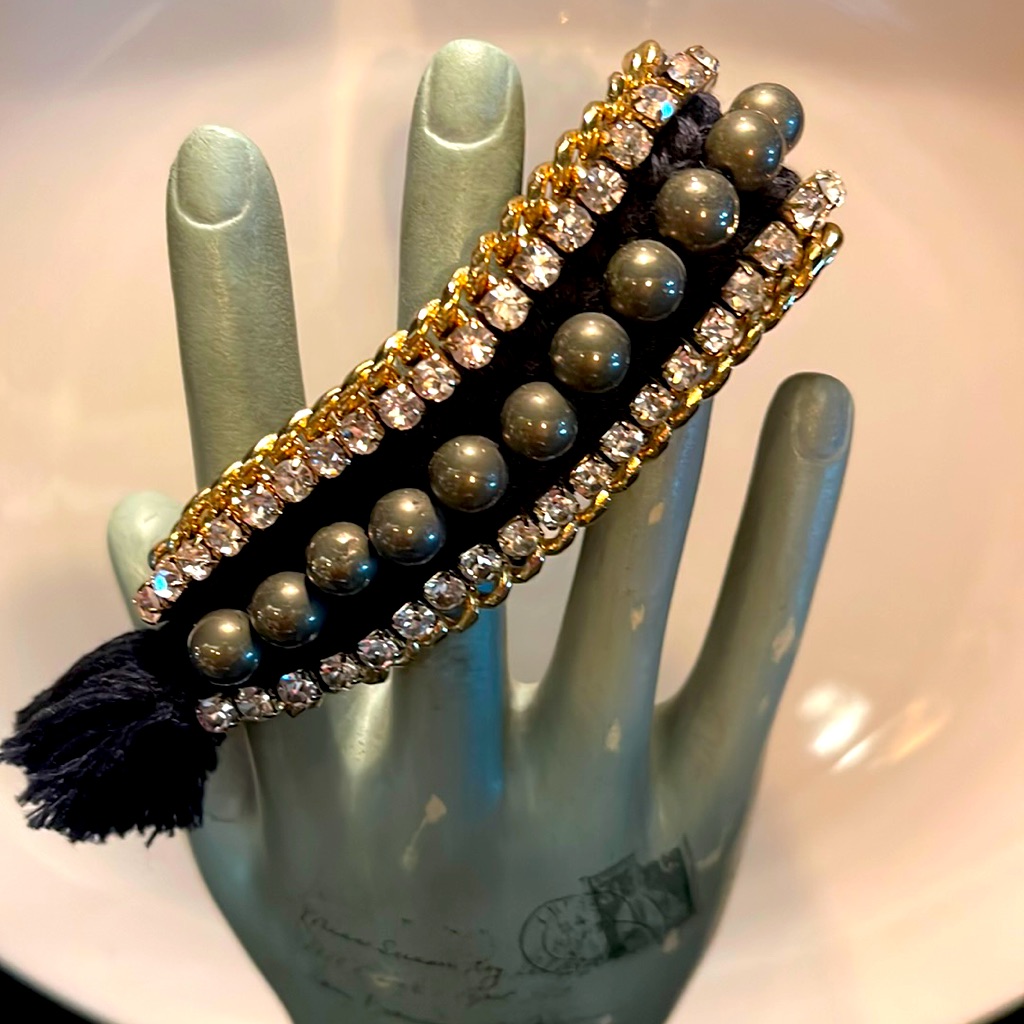 Nwot Ettika Vintage Boho Bracelet 27$